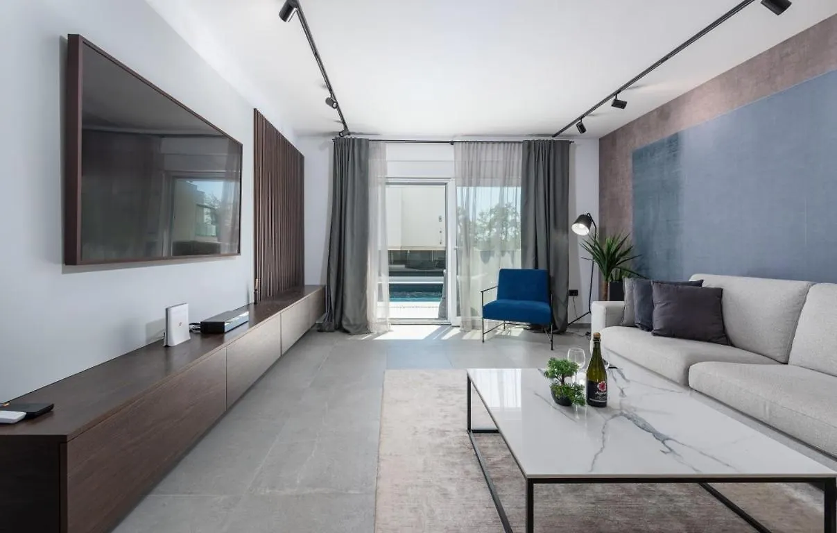 Villa Athos Karigador